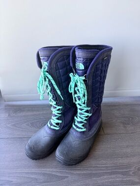 The North Face Women's Purple Winter Boots with Mint Laces